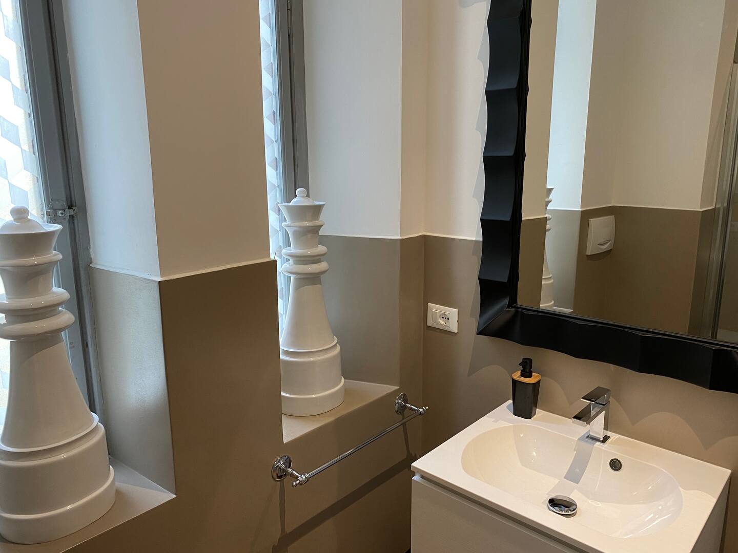 32edd929-31a6-4f88-96b9-f84dd0c4d41d